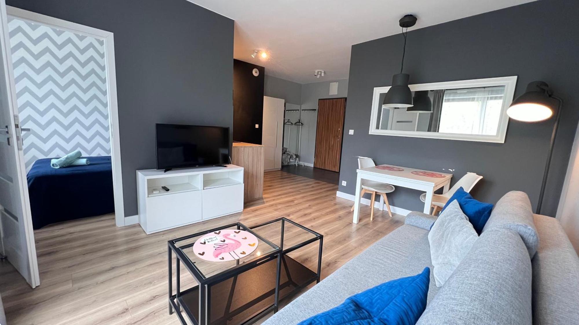 Close To Chopin Airport, Cybernetyki, Free Parking By Cosmo Spirit Warsaw Exterior photo